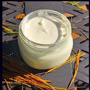 Meet your Posher, Skai